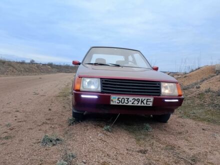 ЗАЗ 1102 Таврия 1998 в Новоукраинке на Automoto.ua Красный ЗАЗ 1102 Таврия, объемом двигателя 1.2 л и пробегом 150 тыс. км за 508 $, фото 1 на Automoto.ua