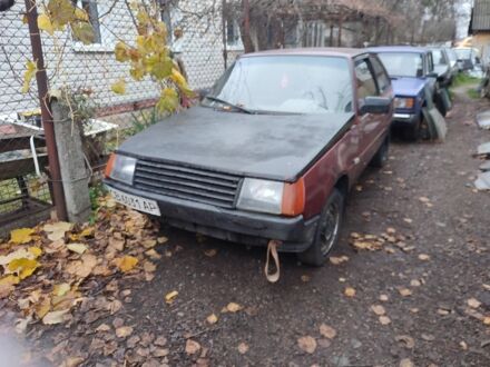 Красный ЗАЗ 1102 Таврия, объемом двигателя 1.1 л и пробегом 100 тыс. км за 400 $, фото 1 на Automoto.ua