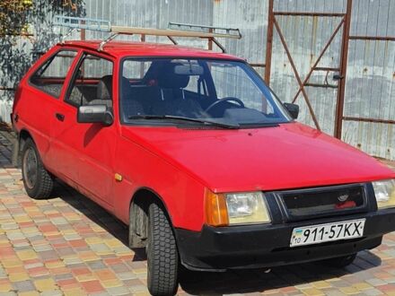 ЗАЗ 1102 Таврия 1998 в Киеве на Automoto.ua Красный ЗАЗ 1102 Таврия, объемом двигателя 1.1 л и пробегом 87 тыс. км за 24000 $, фото 1 на Automoto.ua