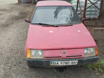 Красный ЗАЗ 1102 Таврия, объемом двигателя 0 л и пробегом 130 тыс. км за 239 $, фото 1 на Automoto.ua