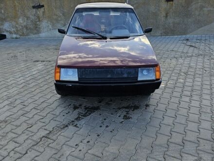 Красный ЗАЗ 1102 Таврия, объемом двигателя 0 л и пробегом 200 тыс. км за 595 $, фото 1 на Automoto.ua