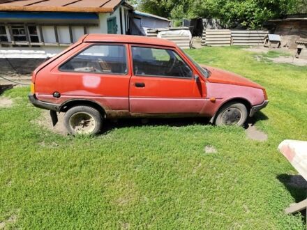 ЗАЗ 1102 Таврія 2000 у Звенигородка на Automoto.ua Червоний ЗАЗ 1102 Таврія, об'ємом двигуна 0 л та пробігом 100 тис. км за 194 $, фото 1 на Automoto.ua