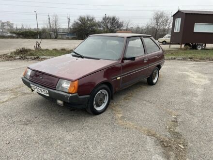 Красный ЗАЗ 1102 Таврия, объемом двигателя 0 л и пробегом 200 тыс. км за 366 $, фото 1 на Automoto.ua