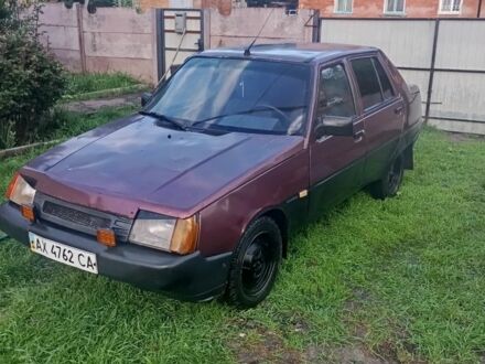 ЗАЗ 1102 Таврия 2000 в Александрие на Automoto.ua Красный ЗАЗ 1102 Таврия, объемом двигателя 0 л и пробегом 77 тыс. км за 533 $, фото 1 на Automoto.ua