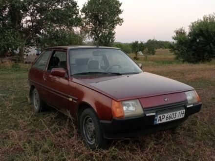 Красный ЗАЗ 1102 Таврия, объемом двигателя 1.2 л и пробегом 133 тыс. км за 800 $, фото 1 на Automoto.ua