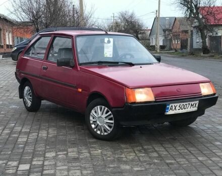 Красный ЗАЗ 1102 Таврия, объемом двигателя 1.1 л и пробегом 100 тыс. км за 850 $, фото 1 на Automoto.ua