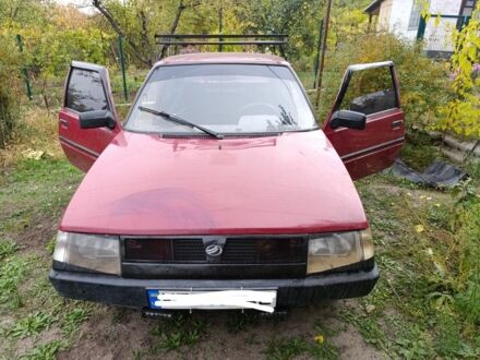 ЗАЗ 1102 Таврия 2002 в Днепре (Днепропетровске) на Automoto.ua Красный ЗАЗ 1102 Таврия, объемом двигателя 1.1 л и пробегом 300 тыс. км за 621 $, фото 1 на Automoto.ua