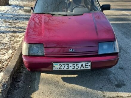 Красный ЗАЗ 1102 Таврия, объемом двигателя 1.2 л и пробегом 300 тыс. км за 800 $, фото 1 на Automoto.ua