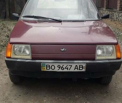 ЗАЗ 1102 Таврия 2004 в Волочиске на Automoto.ua Красный ЗАЗ 1102 Таврия, объемом двигателя 1.1 л и пробегом 116 тыс. км за 850 $, фото 1 на Automoto.ua