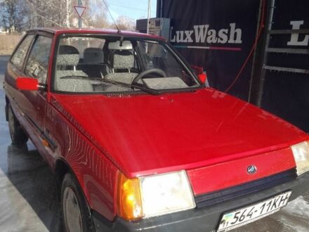 ЗАЗ 1102 Таврія 2004 у Переяславе-Хмельницком на Automoto.ua Червоний ЗАЗ 1102 Таврія, об'ємом двигуна 1.2 л та пробігом 95 тис. км за 1099 $, фото 1 на Automoto.ua