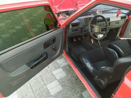 Красный ЗАЗ 1102 Таврия, объемом двигателя 1.5 л и пробегом 100 тыс. км за 1100 $, фото 1 на Automoto.ua