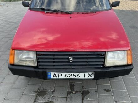 ЗАЗ 1102 Таврия 2004 в Запорожье на Automoto.ua Красный ЗАЗ 1102 Таврия, объемом двигателя 1.1 л и пробегом 199 тыс. км за 550 $, фото 1 на Automoto.ua
