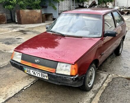 Красный ЗАЗ 1102 Таврия, объемом двигателя 1.1 л и пробегом 100 тыс. км за 677 $, фото 1 на Automoto.ua