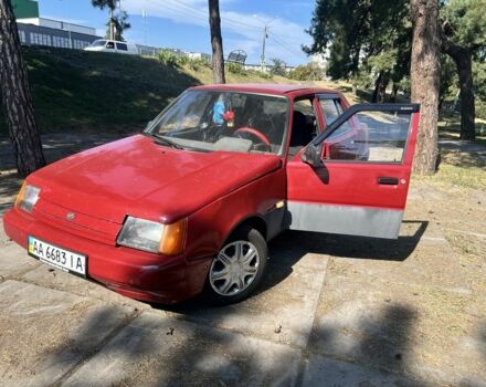 Красный ЗАЗ 1102 Таврия, объемом двигателя 1.2 л и пробегом 186 тыс. км за 750 $, фото 1 на Automoto.ua