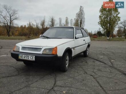 ЗАЗ 1102 Таврия 1993 в Днепре (Днепропетровске) на Automoto.ua ЗАЗ 1102 Таврия, объемом двигателя 0 л и пробегом 200 тыс. км за 899 $, фото 1 на Automoto.ua
