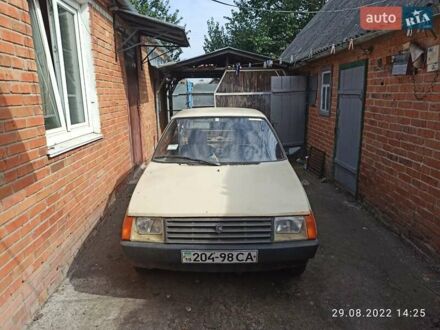 ЗАЗ 1102 Таврия 1994 в Сумах на Automoto.ua ЗАЗ 1102 Таврия, объемом двигателя 1.1 л и пробегом 88 тыс. км за 1000 $, фото 1 на Automoto.ua