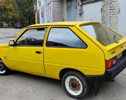 Жовтий ЗАЗ 1102 Таврія, об'ємом двигуна 1.1 л та пробігом 300 тис. км за 799 $, фото 6 на Automoto.ua
