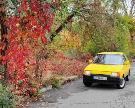 Желтый ЗАЗ 1102 Таврия, объемом двигателя 1.1 л и пробегом 300 тыс. км за 797 $, фото 1 на Automoto.ua
