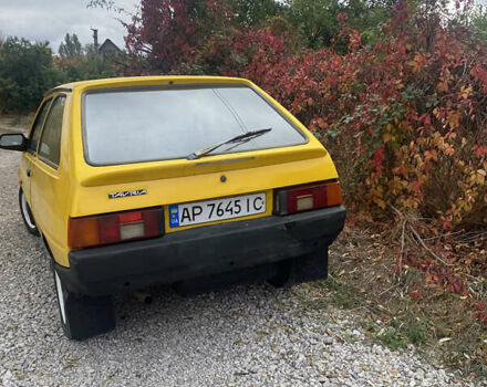 Жовтий ЗАЗ 1102 Таврія, об'ємом двигуна 1.1 л та пробігом 300 тис. км за 799 $, фото 2 на Automoto.ua