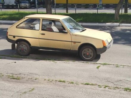 ЗАЗ 1102 Таврия 1991 в Кременчуге на Automoto.ua Желтый ЗАЗ 1102 Таврия, объемом двигателя 1.1 л и пробегом 90 тыс. км за 839 $, фото 1 на Automoto.ua