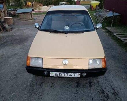 Желтый ЗАЗ 1102 Таврия, объемом двигателя 1.1 л и пробегом 325 тыс. км за 500 $, фото 1 на Automoto.ua