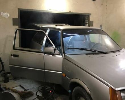 Серый ЗАЗ 1102 Таврия, объемом двигателя 1.2 л и пробегом 300 тыс. км за 650 $, фото 1 на Automoto.ua