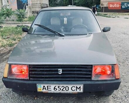 Серый ЗАЗ 1102 Таврия, объемом двигателя 1.1 л и пробегом 170 тыс. км за 532 $, фото 2 на Automoto.ua