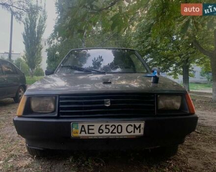 Серый ЗАЗ 1102 Таврия, объемом двигателя 1.1 л и пробегом 170 тыс. км за 532 $, фото 3 на Automoto.ua