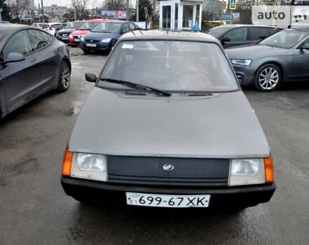 Сірий ЗАЗ 1102 Таврія, об'ємом двигуна 1.1 л та пробігом 100 тис. км за 800 $, фото 3 на Automoto.ua