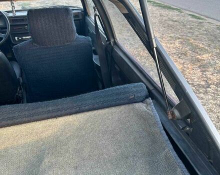 Серый ЗАЗ 1102 Таврия, объемом двигателя 1.2 л и пробегом 300 тыс. км за 700 $, фото 11 на Automoto.ua