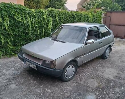 Серый ЗАЗ 1102 Таврия, объемом двигателя 1.09 л и пробегом 174 тыс. км за 800 $, фото 8 на Automoto.ua