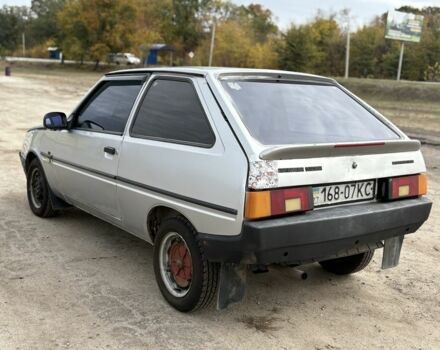 Серый ЗАЗ 1102 Таврия, объемом двигателя 1.2 л и пробегом 200 тыс. км за 600 $, фото 3 на Automoto.ua