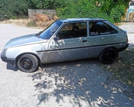 Серый ЗАЗ 1102 Таврия, объемом двигателя 1.3 л и пробегом 180 тыс. км за 1300 $, фото 3 на Automoto.ua