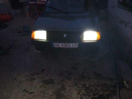 ЗАЗ 1102 Таврія 1994 у Дніпро (Дніпропетровську) на Automoto.ua Сірий ЗАЗ 1102 Таврія, об'ємом двигуна 1.1 л та пробігом 150 тис. км за 363 $, фото 1 на Automoto.ua