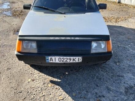 ЗАЗ 1102 Таврия 1998 в Фастове на Automoto.ua Серый ЗАЗ 1102 Таврия, объемом двигателя 1 л и пробегом 365 тыс. км за 700 $, фото 1 на Automoto.ua
