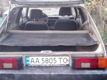 ЗАЗ 1102 Таврия 1998 в Бериславе на Automoto.ua Серый ЗАЗ 1102 Таврия, объемом двигателя 0 л и пробегом 100 тыс. км за 677 $, фото 1 на Automoto.ua