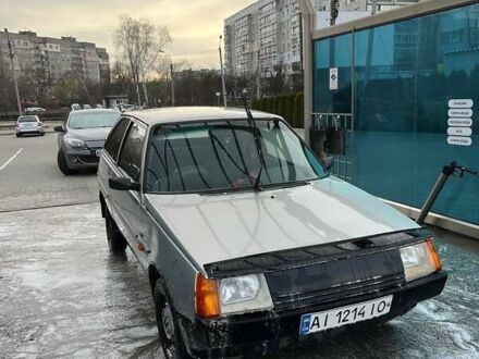 ЗАЗ 1102 Таврия 1998 в Черкассах на Automoto.ua Серый ЗАЗ 1102 Таврия, объемом двигателя 1.1 л и пробегом 300 тыс. км за 1000 $, фото 1 на Automoto.ua