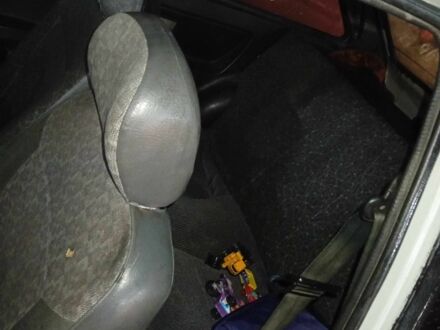 Сірий ЗАЗ 1102 Таврія, об'ємом двигуна 1.1 л та пробігом 375 тис. км за 428 $, фото 1 на Automoto.ua