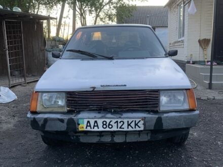 ЗАЗ 1102 Таврия 1998 в Рокитном на Automoto.ua Серый ЗАЗ 1102 Таврия, объемом двигателя 1.1 л и пробегом 1000 тыс. км за 450 $, фото 1 на Automoto.ua