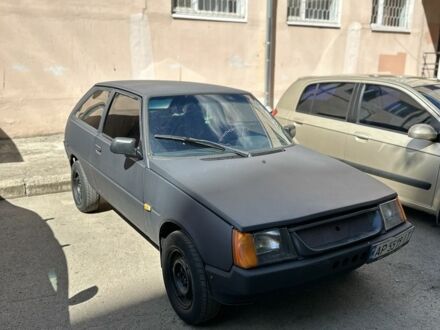 Серый ЗАЗ 1102 Таврия, объемом двигателя 1.1 л и пробегом 130 тыс. км за 800 $, фото 1 на Automoto.ua