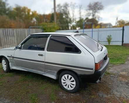 Серый ЗАЗ 1102 Таврия, объемом двигателя 2 л и пробегом 290 тыс. км за 500 $, фото 1 на Automoto.ua