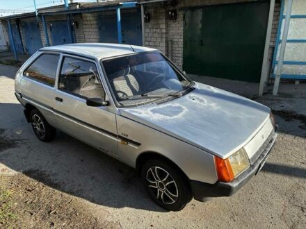 Серый ЗАЗ 1102 Таврия, объемом двигателя 1.2 л и пробегом 187 тыс. км за 355 $, фото 1 на Automoto.ua
