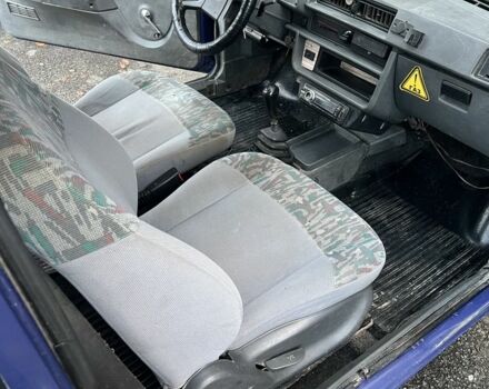 Синий ЗАЗ 1102 Таврия, объемом двигателя 1.2 л и пробегом 170 тыс. км за 600 $, фото 6 на Automoto.ua