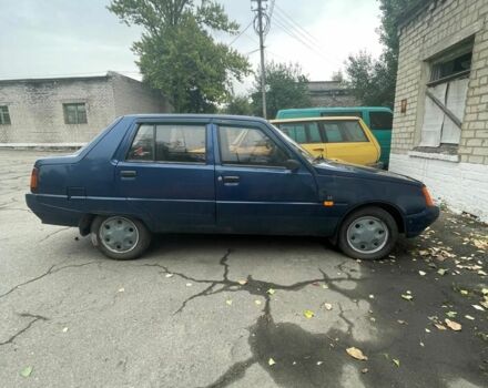 Синий ЗАЗ 1102 Таврия, объемом двигателя 1.2 л и пробегом 112 тыс. км за 1000 $, фото 4 на Automoto.ua