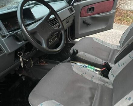 Синий ЗАЗ 1102 Таврия, объемом двигателя 1.2 л и пробегом 180 тыс. км за 700 $, фото 4 на Automoto.ua