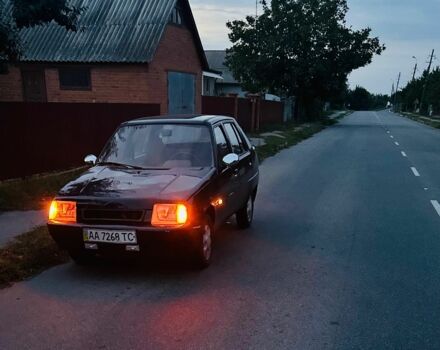 Синий ЗАЗ 1102 Таврия, объемом двигателя 1.2 л и пробегом 1 тыс. км за 1000 $, фото 3 на Automoto.ua