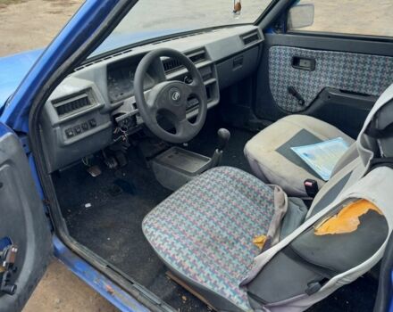 Синий ЗАЗ 1102 Таврия, объемом двигателя 1.2 л и пробегом 80 тыс. км за 237 $, фото 6 на Automoto.ua