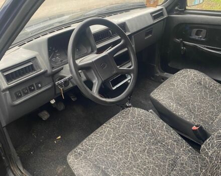 Синий ЗАЗ 1102 Таврия, объемом двигателя 1.2 л и пробегом 250 тыс. км за 1000 $, фото 4 на Automoto.ua