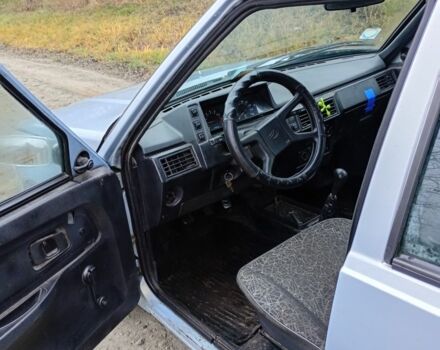 Синий ЗАЗ 1102 Таврия, объемом двигателя 1.2 л и пробегом 110 тыс. км за 639 $, фото 8 на Automoto.ua