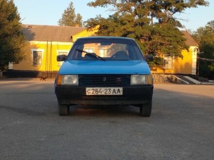 ЗАЗ 1102 Таврия 1992 в Никополе на Automoto.ua Синий ЗАЗ 1102 Таврия, объемом двигателя 1 л и пробегом 56 тыс. км за 557 $, фото 1 на Automoto.ua
